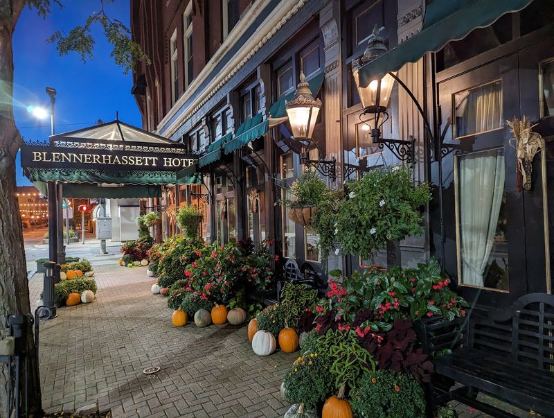 Why This Old Hotel Wins Hearts Why This Old Hotel Wins Hearts
