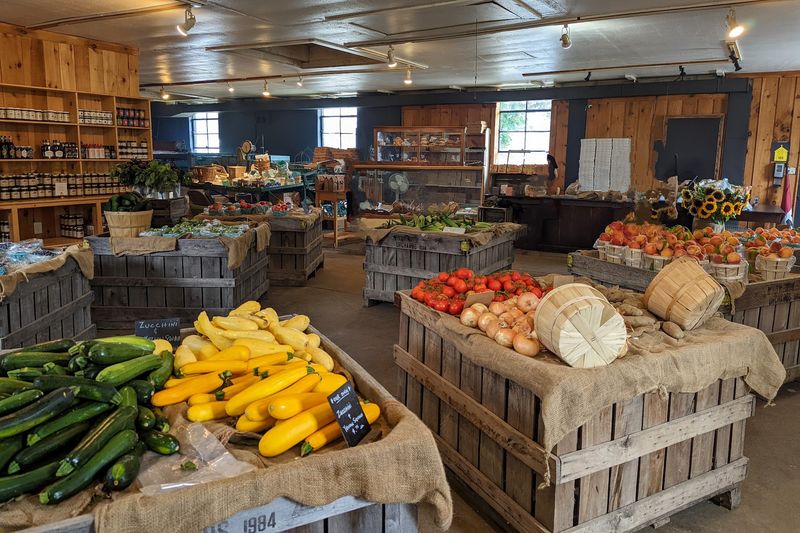 Windy Brow Farms, Fredon Township