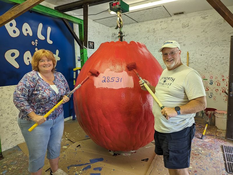 World's Largest Ball of Paint, Alexandria World's Largest Ball of Paint, Alexandria