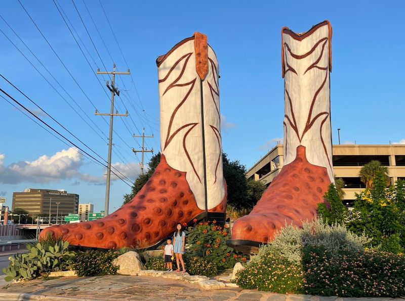 World's Largest Cowboy Boots In San Antonio World's Largest Cowboy Boots In San Antonio