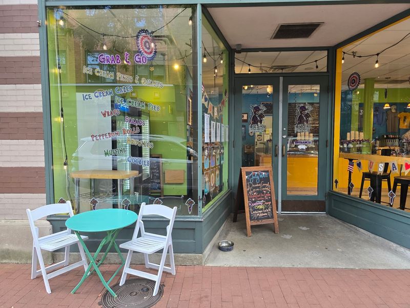Worth the Stop in Downtown Charleston