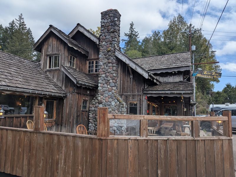 Zigzag Mountain Cafe