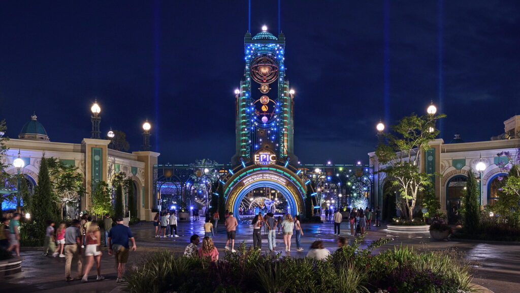 Epic Universe lights up fall nights in Orlando. Photo c. Universal Orlando Resort Epic Universe lights up fall nights in Orlando. Photo c. Universal Orlando Resort