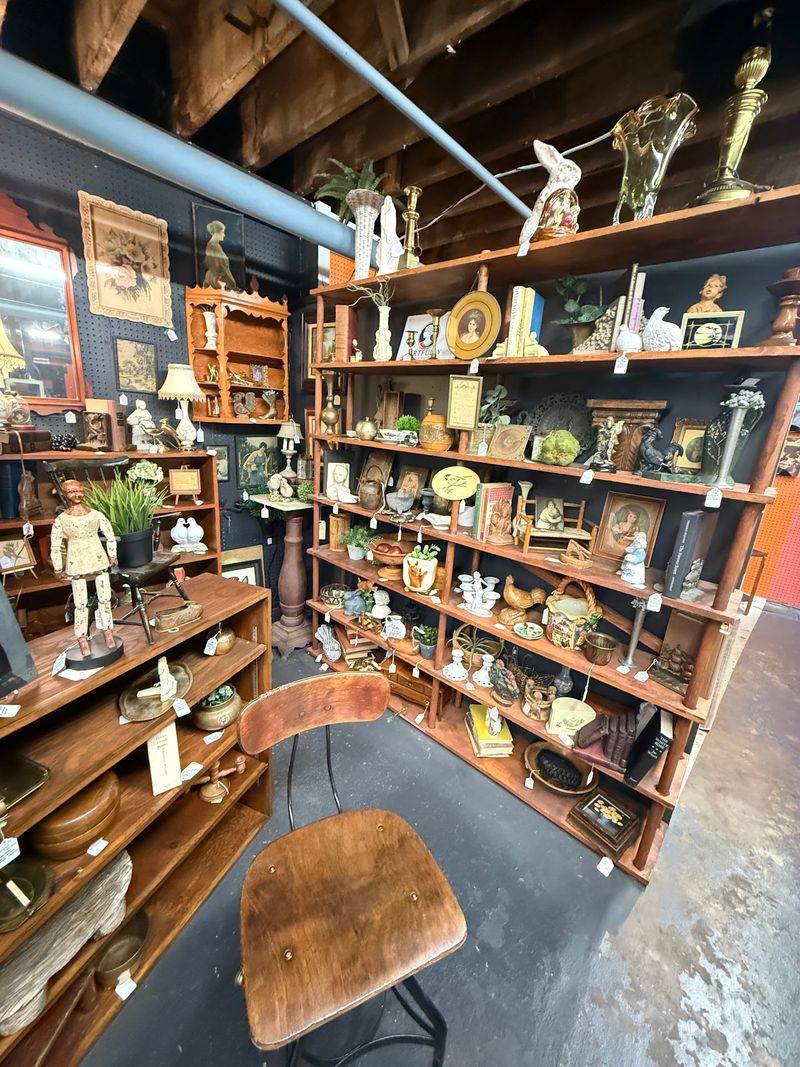 A 1910 Warehouse Went Right Back To Its Furniture Roots