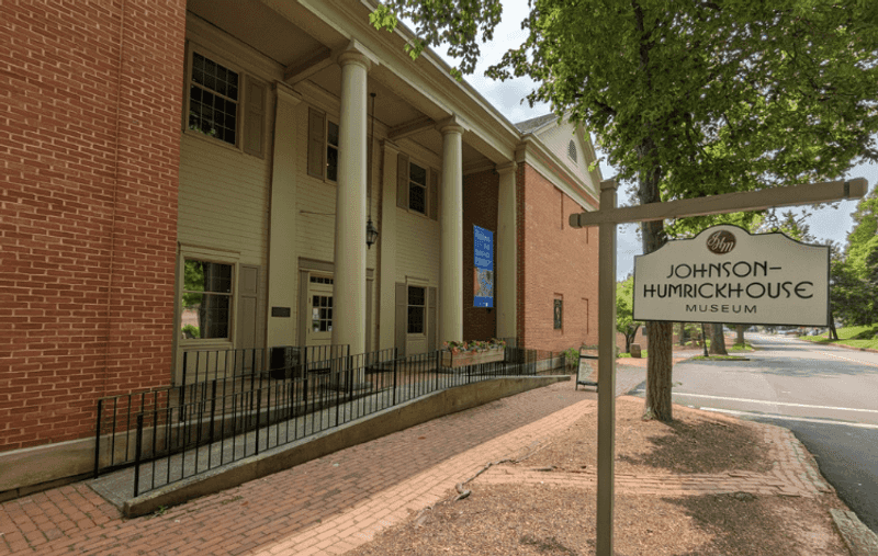 A Brick Museum Hiding in Roscoe Village