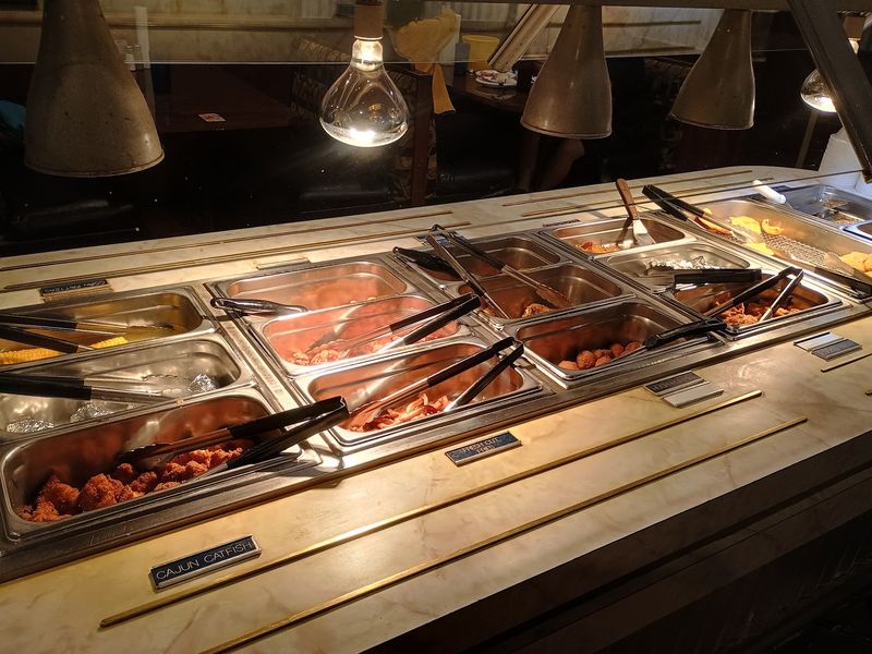 A Catfish Buffet Built for Big Appetites
