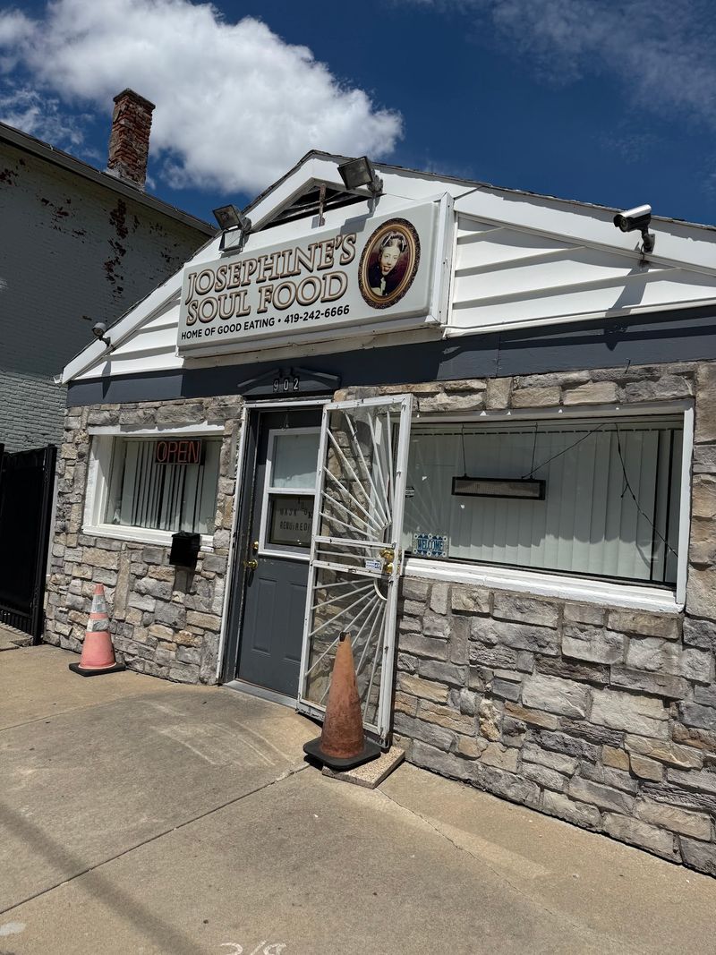 A Corner Kitchen On Lagrange Street