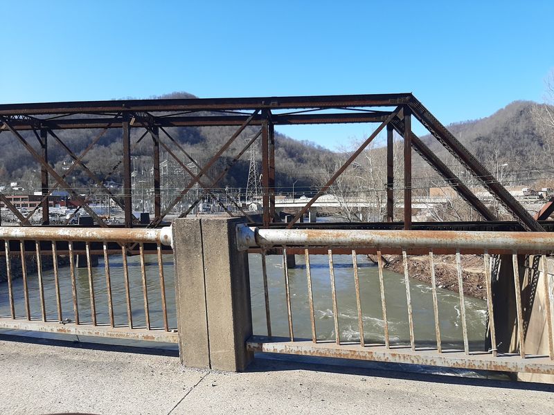 A County Seat Snuggled Along The Guyandotte