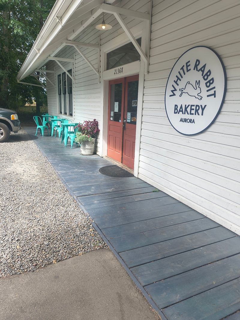 A Detour Off Interstate 5 That Pays Off