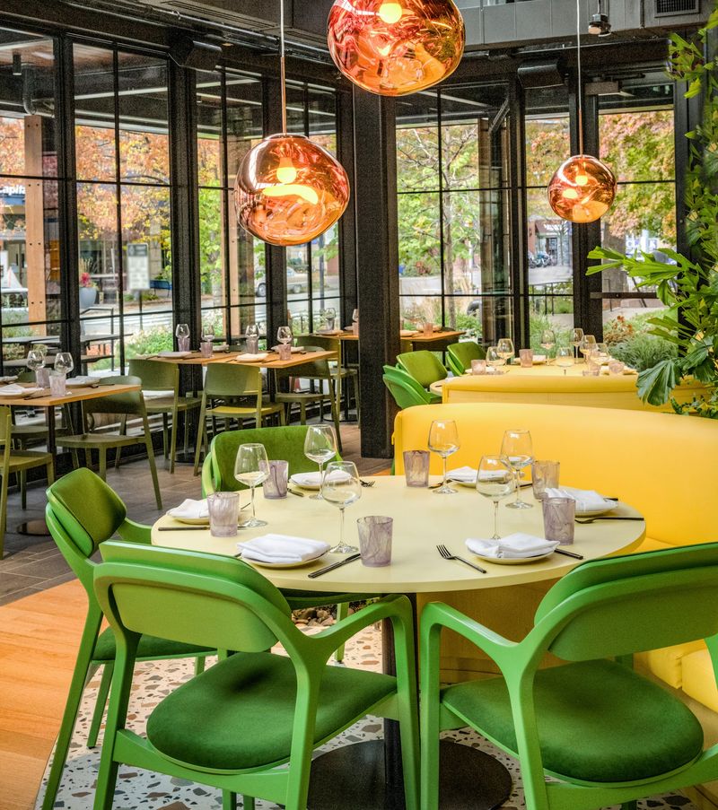 A Glass Pavilion That Makes Dinner Feel Like A Daydream A Glass Pavilion That Makes Dinner Feel Like A Daydream