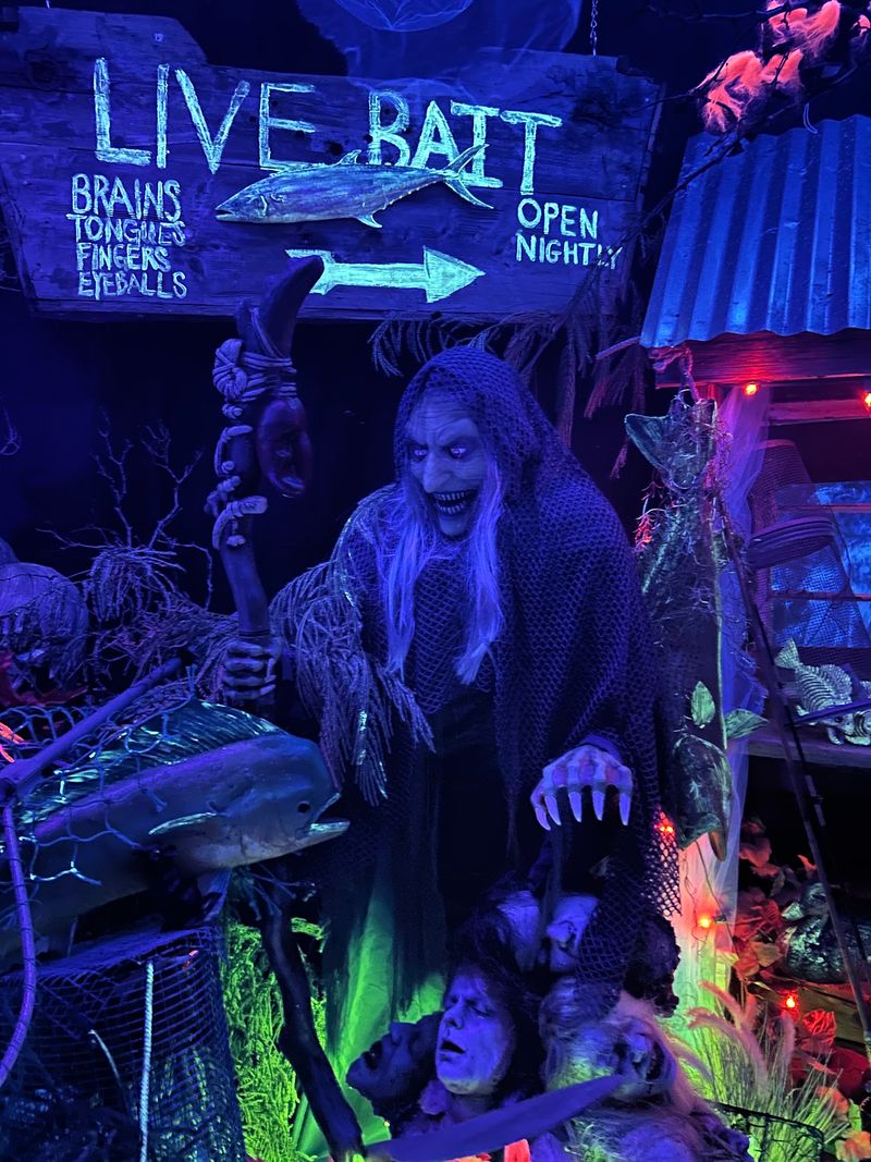 A Haunted Dining Adventure Near the Shore A Haunted Dining Adventure Near the Shore