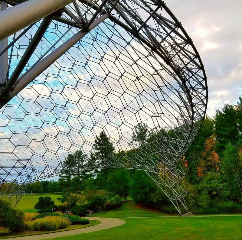 A Headquarters Wearing a Steel Sun Shield A Headquarters Wearing a Steel Sun Shield