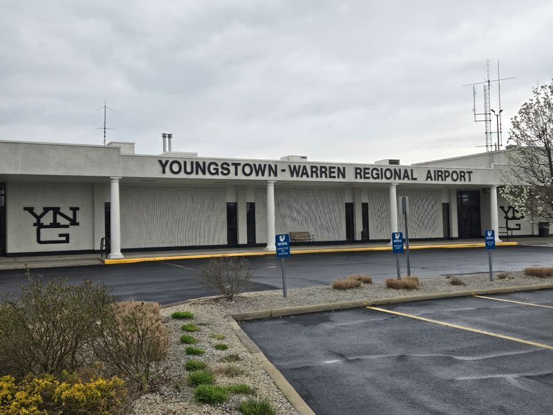 A Modest Terminal Off Kingsville Road A Modest Terminal Off Kingsville Road