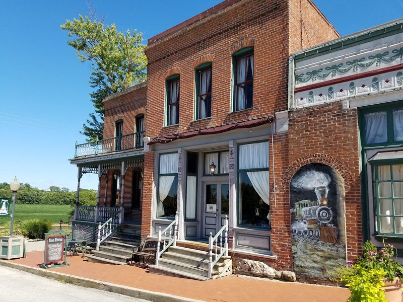 A Night Under The Roof Of The Iron Horse Hotel