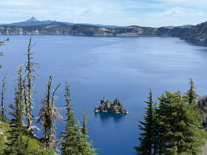 A Pirate Ship Made Of Rock Is Waiting On The East Rim A Pirate Ship Made Of Rock Is Waiting On The East Rim