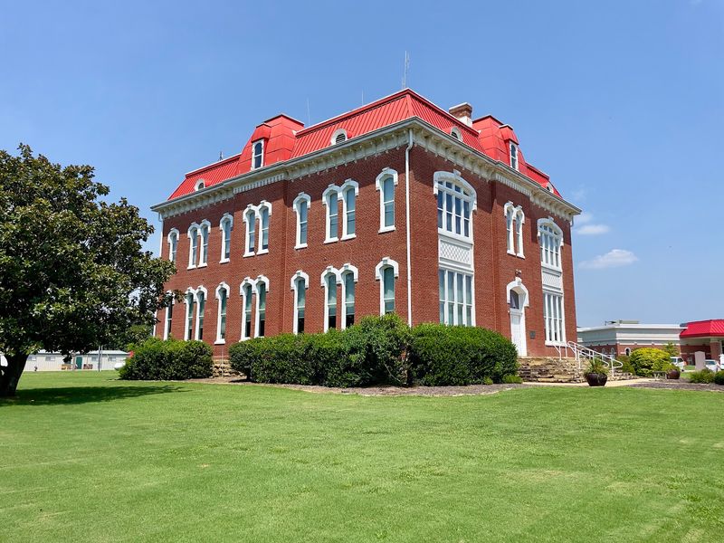 A Red Brick Capitol in the Kiamichi Country Hills A Red Brick Capitol in the Kiamichi Country Hills