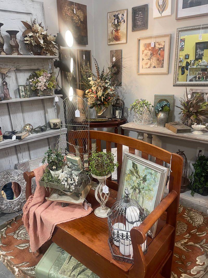 A Secret Garden Market Pops Up Out Back