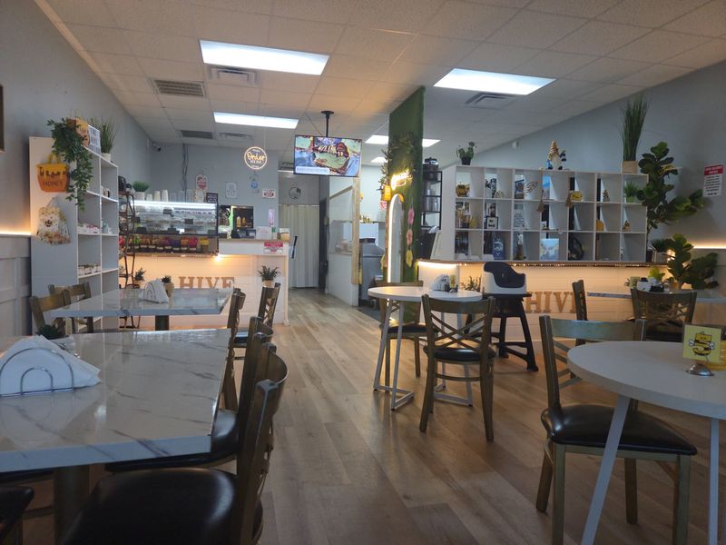 A Small Cafe With a Buzzing Personality