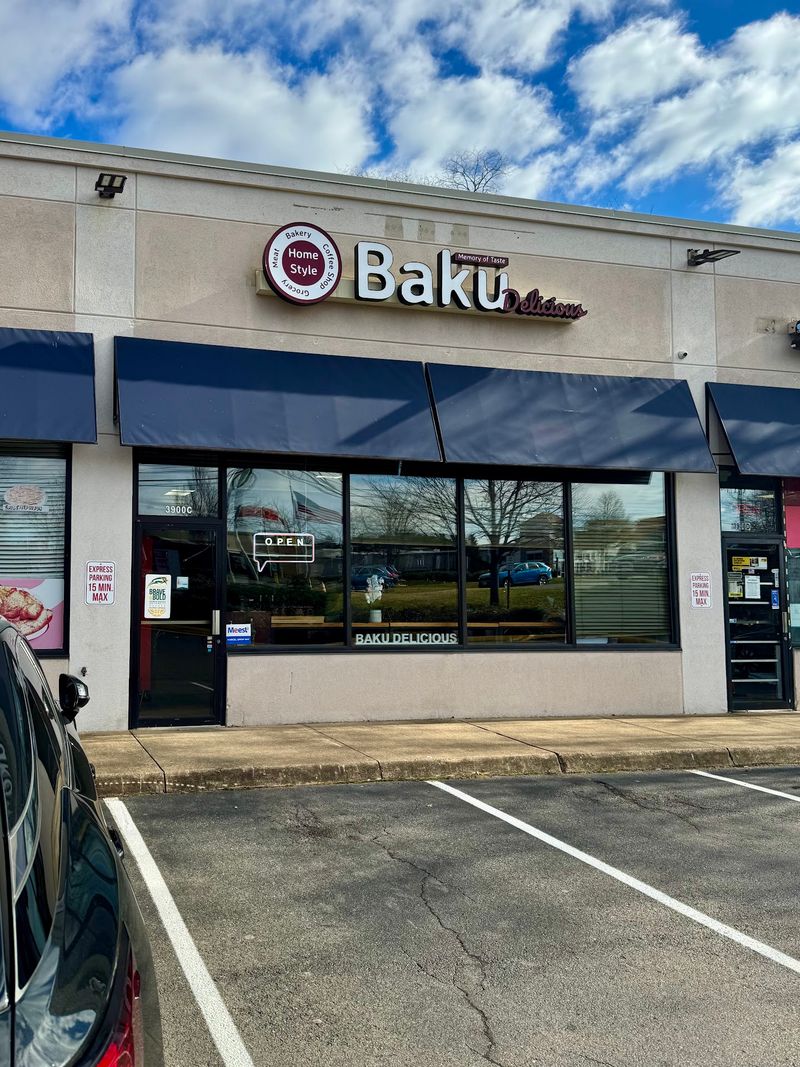 A Strip Mall Surprise Worth the Detour A Strip Mall Surprise Worth the Detour