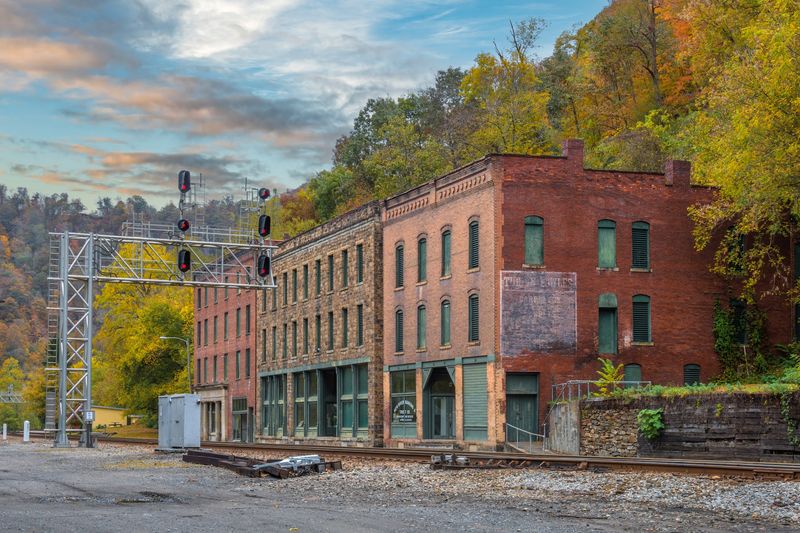 A Town The National Park Now Watches Over