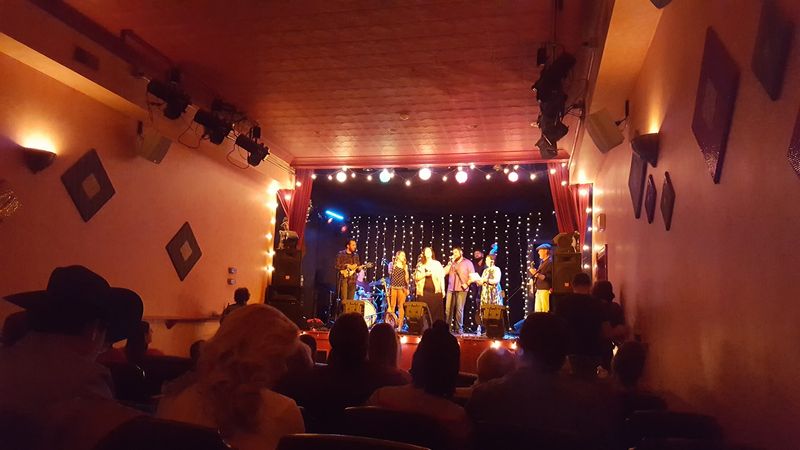 Acoustics That Surprise First-Timers Acoustics That Surprise First-Timers