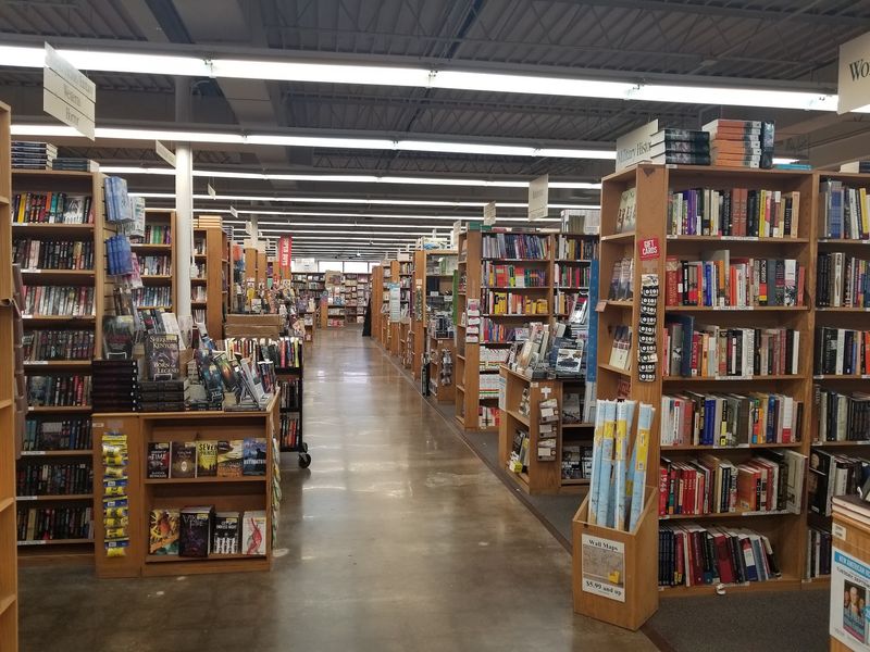 Aisles That Reach Toward the Ceiling Aisles That Reach Toward the Ceiling