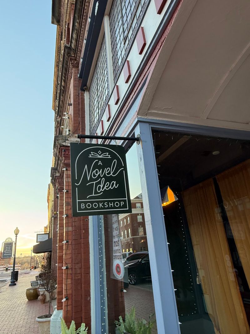 An Independent Bookshop in a Historic Oklahoma Downtown An Independent Bookshop in a Historic Oklahoma Downtown