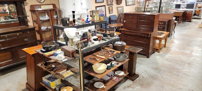 Antique Lovers Can Lose Track Of Time Among The Old Treasures Antique Lovers Can Lose Track Of Time Among The Old Treasures