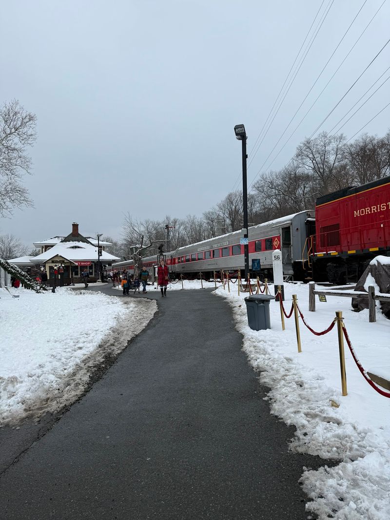 Arrive An Hour Early Or Risk Waving Goodbye To The Train