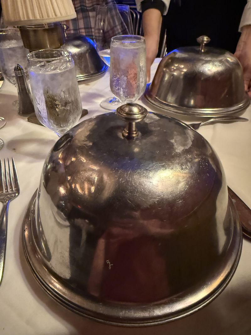 Award-Winning Service Turns Dinner Into An Occasion Award-Winning Service Turns Dinner Into An Occasion