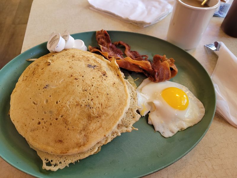 B & J's Family Diner, Parsons, WV