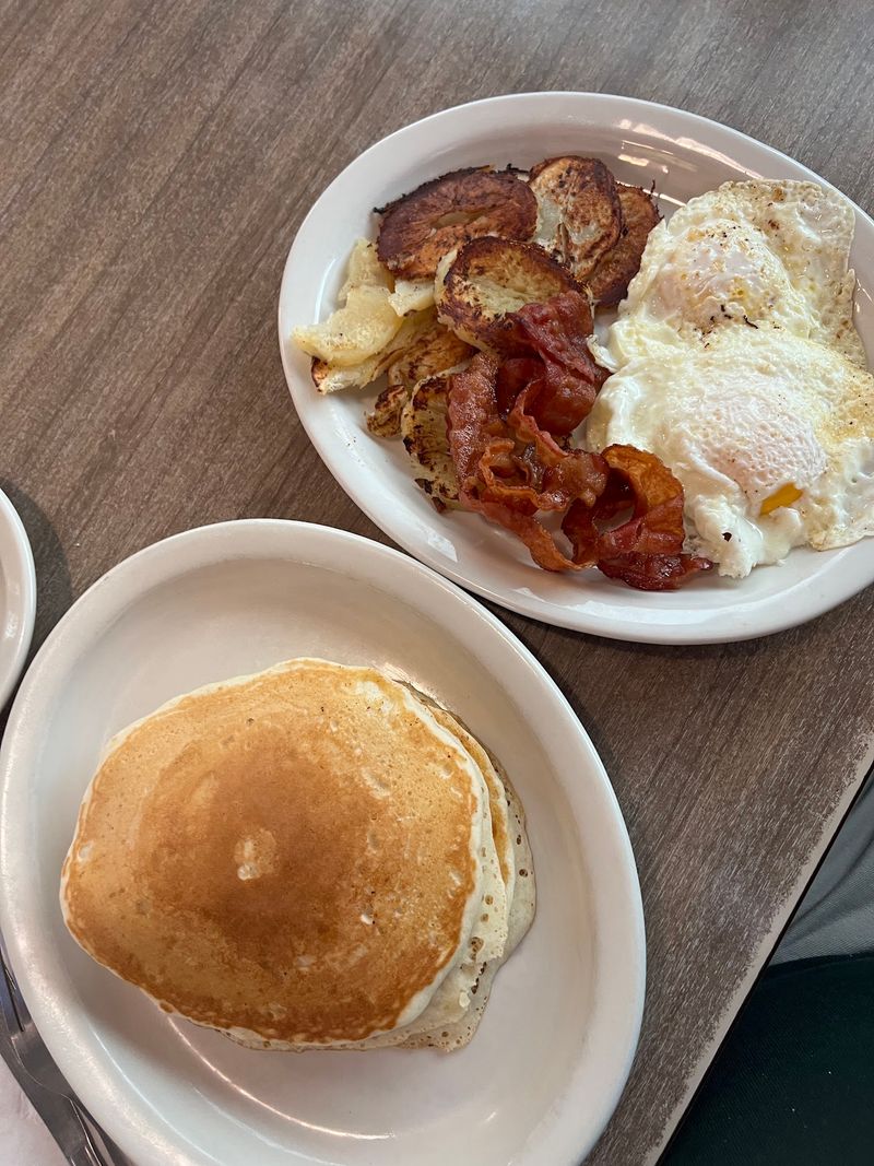 Breakfast Here Comes With A Side Of Serious Choices Breakfast Here Comes With A Side Of Serious Choices