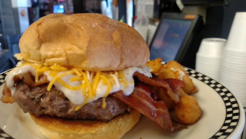 Burgers and Sandwiches With a Wild Streak Burgers and Sandwiches With a Wild Streak