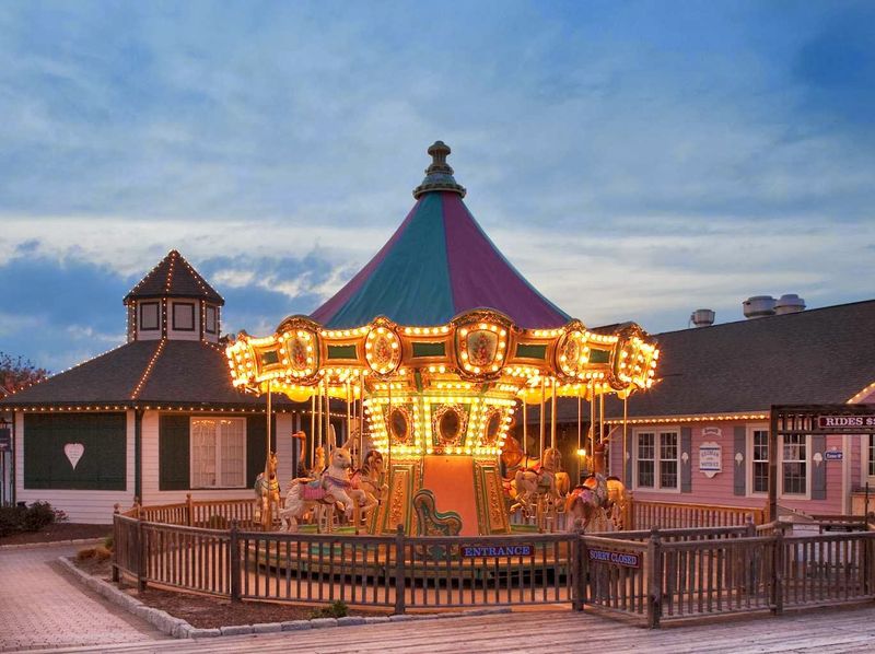 Carousel Rides, Arcade Games and a Final Glow