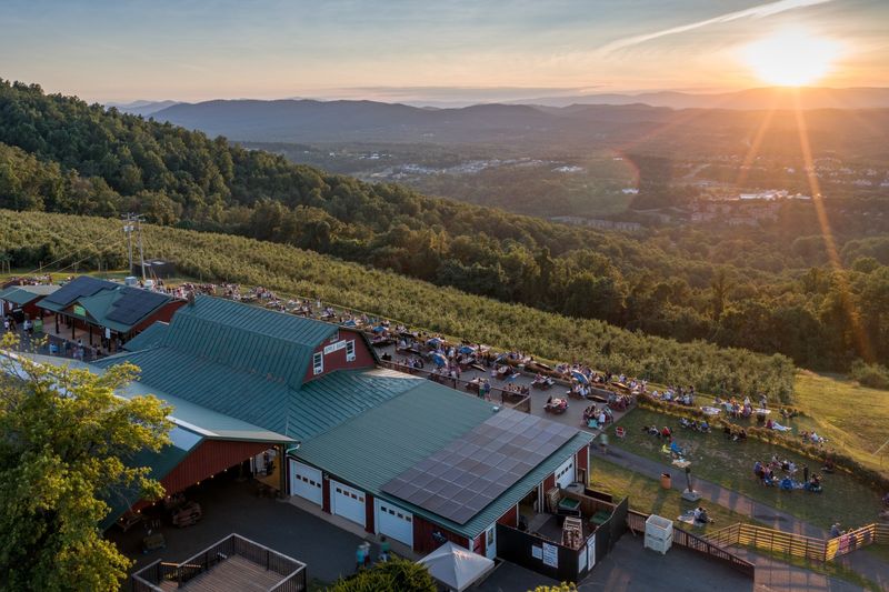 Carter Mountain Orchard and Country Store