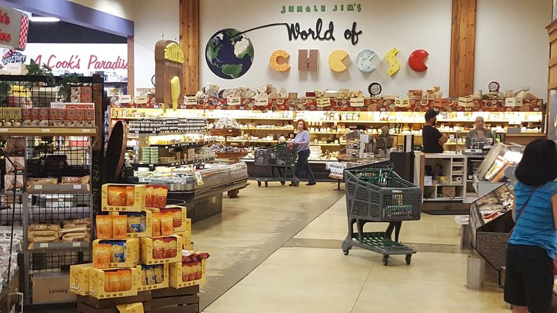 Cheese, Seafood, and Hot Sauce Heaven Cheese, Seafood, and Hot Sauce Heaven