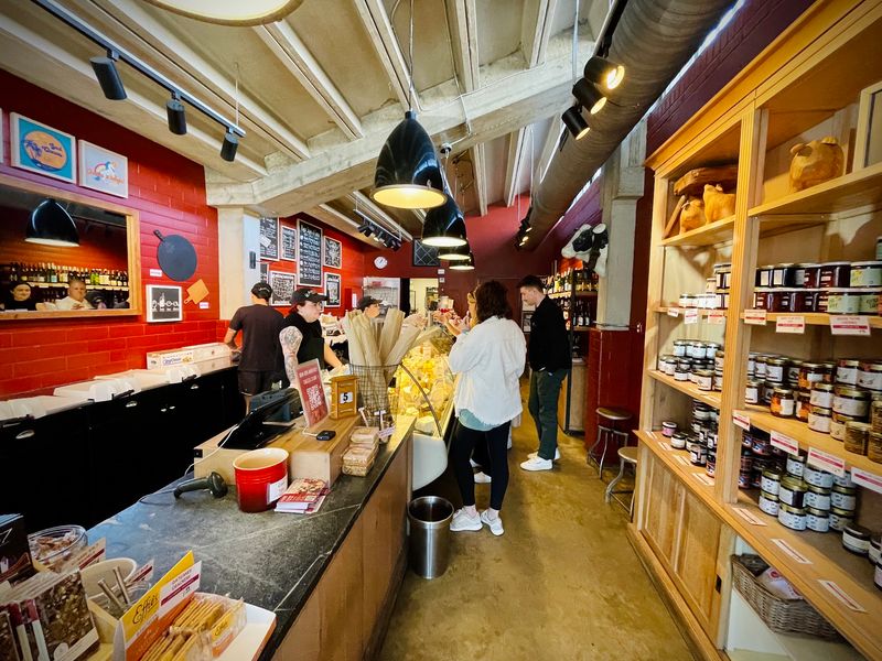 Cheesemongers Who Love Sharing Every Bite Cheesemongers Who Love Sharing Every Bite