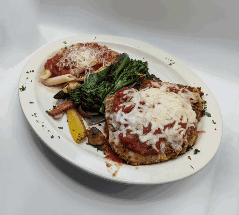Chicken Piccata and Veal Parmesan Keep the Classics Alive
