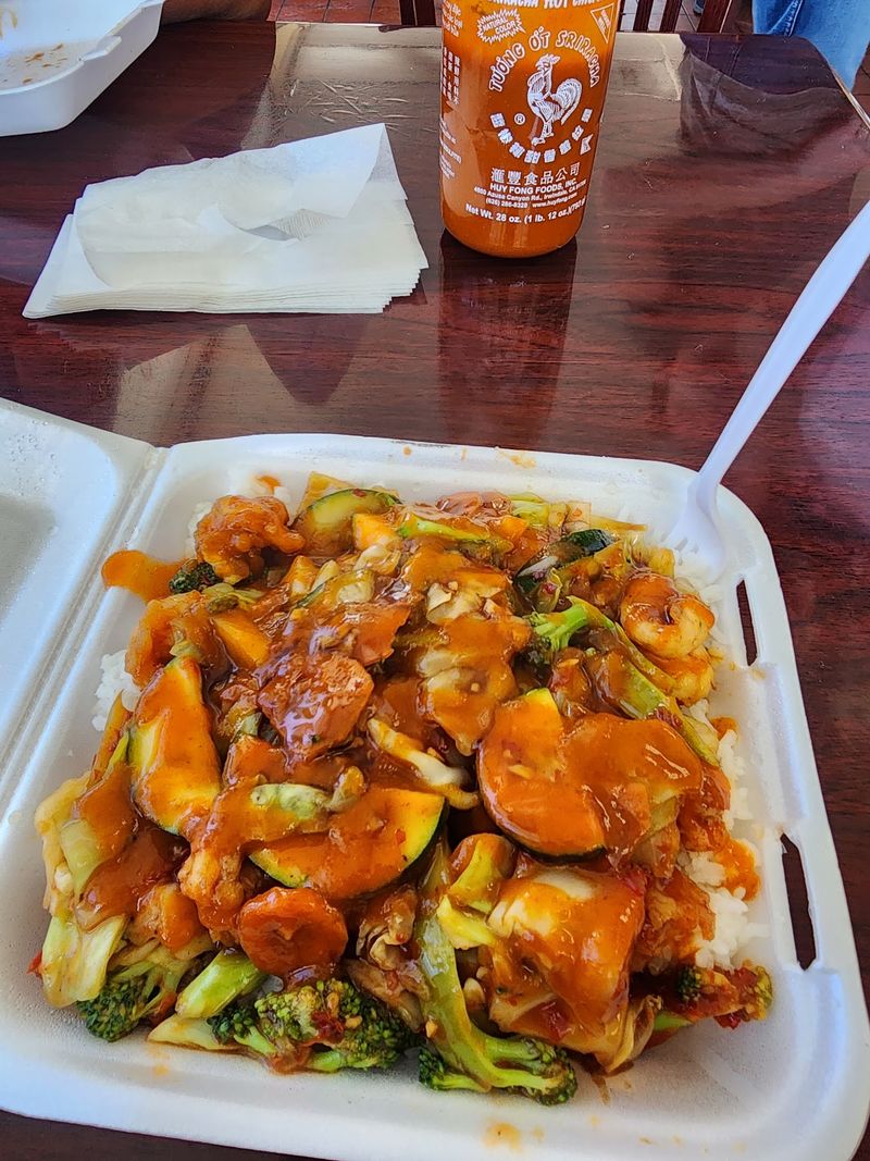 Chinese Chicken Curry Is The Plot Twist Worth Ordering Chinese Chicken Curry Is The Plot Twist Worth Ordering