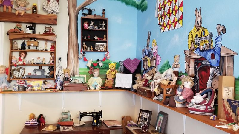 Classes, Kids, and Grandma's Attic Classes, Kids, and Grandma's Attic