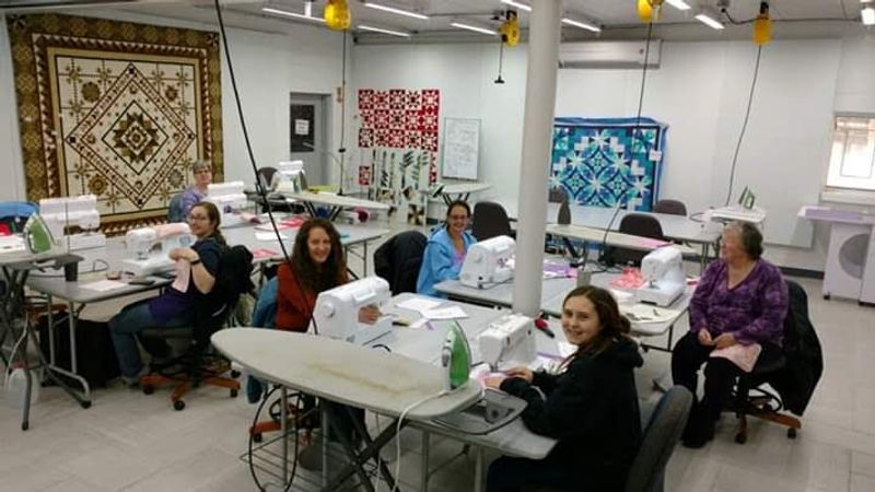 Classes That Turn Nervous Beginners Into Confident Stitchers