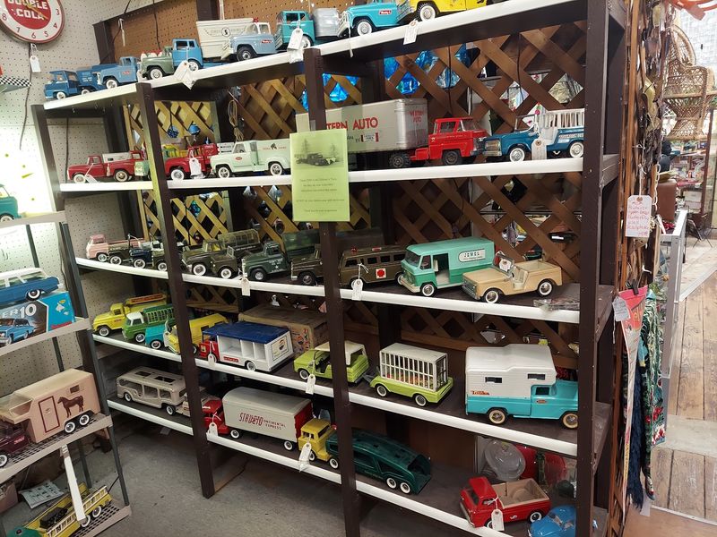Clocks, Signs, And Toys Turn Browsing Into Time Travel