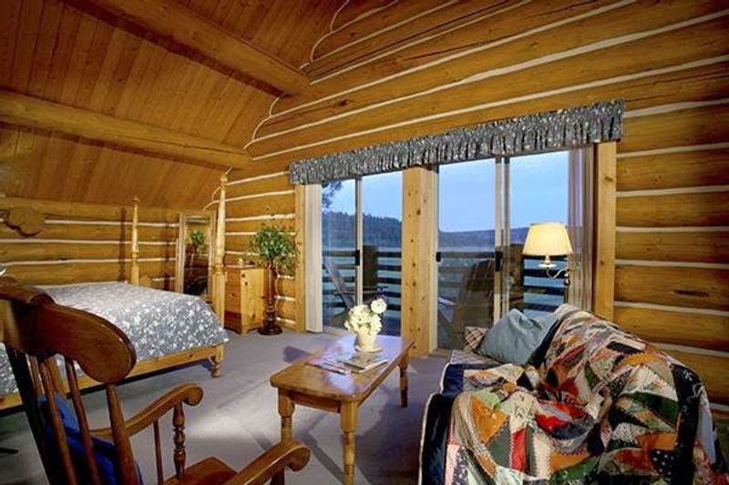 Cozy Cabins With Front-Row Pasture Views Cozy Cabins With Front-Row Pasture Views