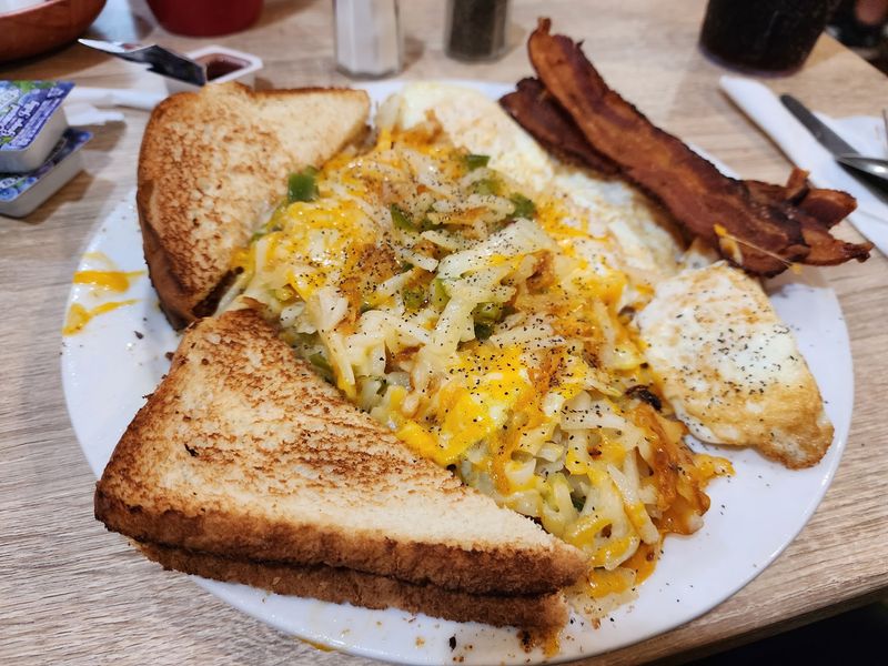 Crispy Home Fries and Corned Beef Hash Crispy Home Fries and Corned Beef Hash