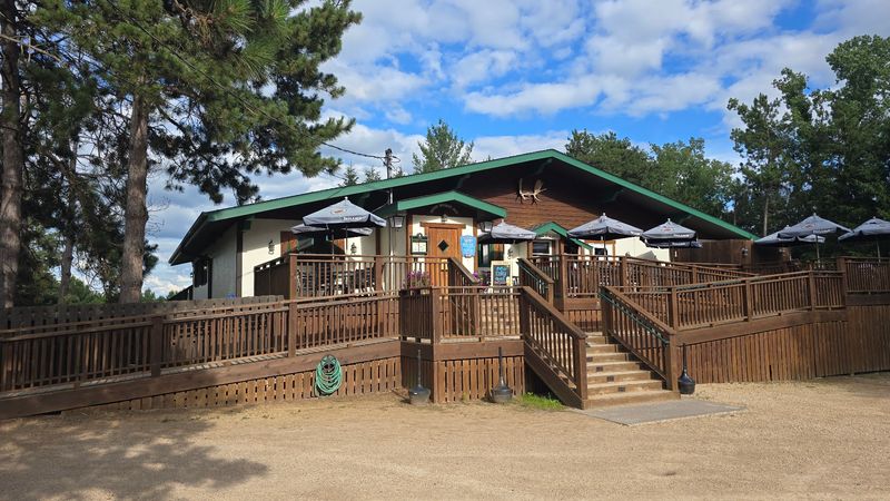 Dinner Among The Pines Hits Different
