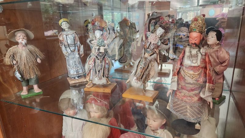 Dolls From Around the World