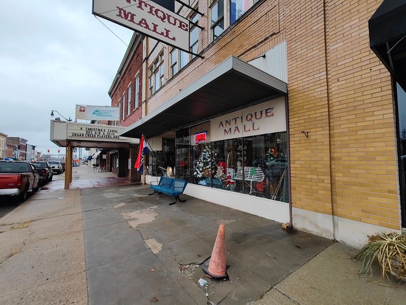 Downtown History Comes Right Along With You Downtown History Comes Right Along With You