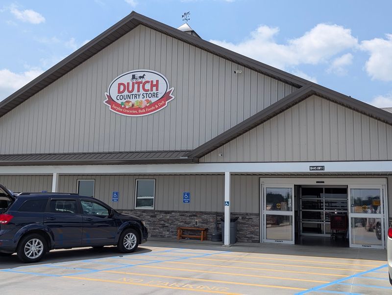 Dutch Country Store, Barnett, MO