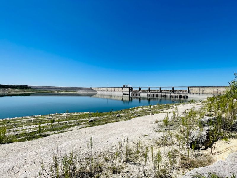 Easy Paved Trails Along the Lake