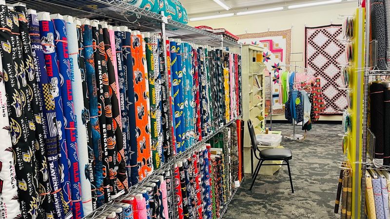 Eleanor's Quilts & Fabric Eleanor's Quilts & Fabric